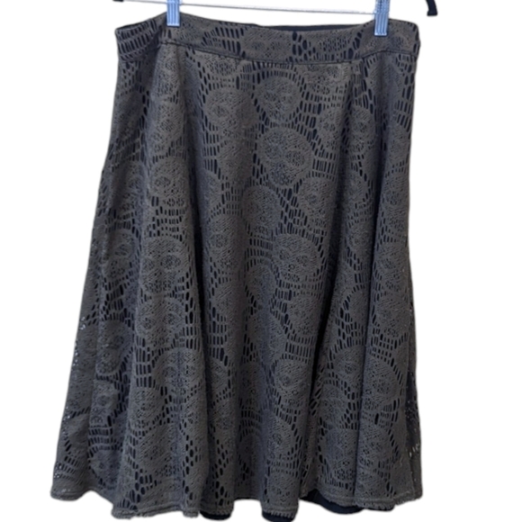 RockSteady Dresses & Skirts - RockSteady Skull Lace A-Line Rockabilly Retro Swing Plus Size Skirt (1X)